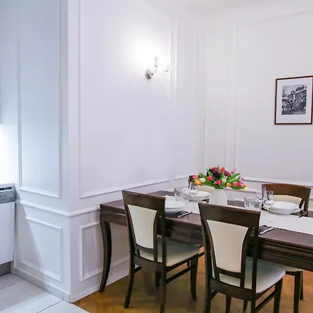White & Gray Apartments Prague Exterior photo